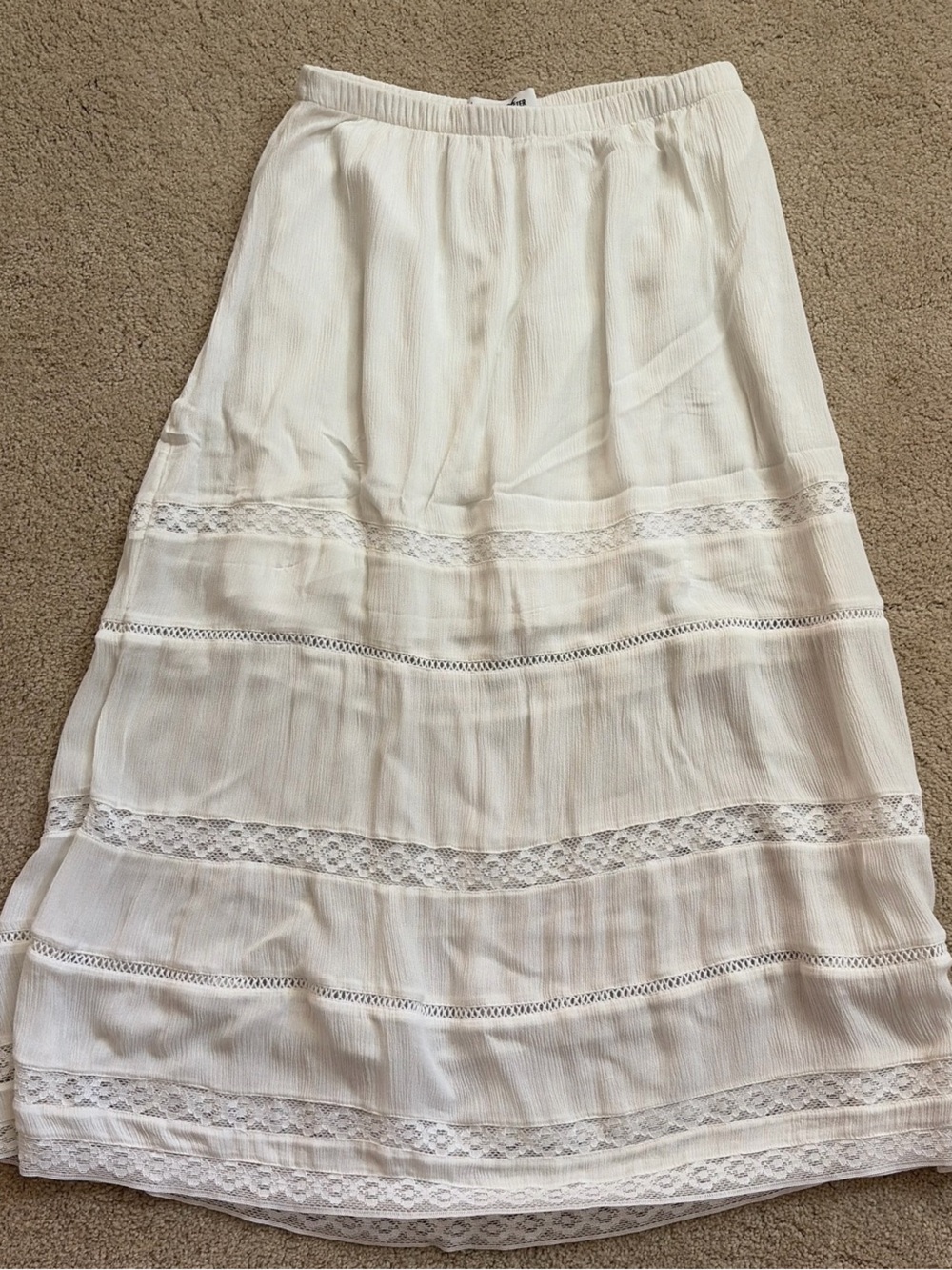 Hollister Cream Lace-Trim Maxi Skirt